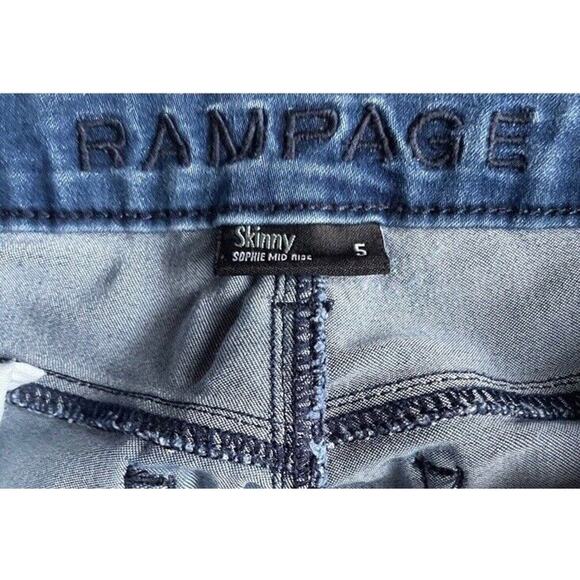 Rampage Skinny Jeans Size 5 Juniors Y2k Roses Embroidered Ankle Length Mid Rise - Picture 5 of 7